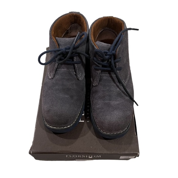 Boys Florsheim Shoes - Size 13 - Picture 2 of 5